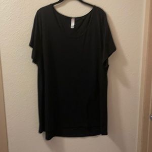 Lularoe Black Classic Tee